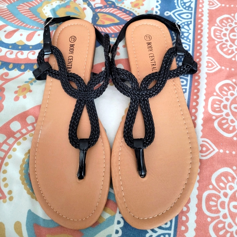 Size 7.5 Thong Sandals